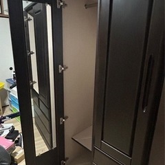 天然木 クローゼット タンス 鏡付きの画像