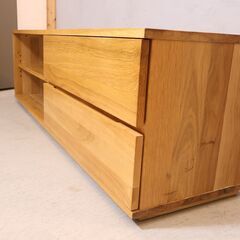 人気の無印良品(MUJI)のオーク無垢材 AVラック！！シンプルなTVボードは