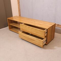 人気の無印良品(MUJI)のオーク無垢材 AVラック！！シンプルなTVボードは