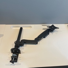 モニターアームの画像