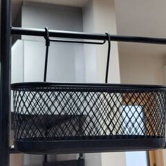 IKEA キッチン作業台+収納+椅子2脚。HÅVERUD　INGOLF　VADHOLMAの画像