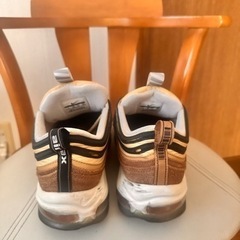 NIKE AIR MAX 靴の画像