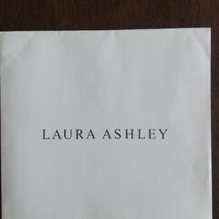 LAURA ASHLEYローラアシュレイタオルハンカチ。タグつき未使用品の画像