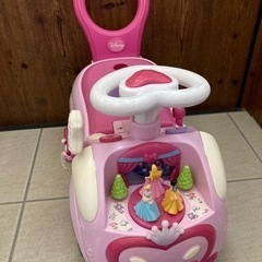 プリンセス 足蹴り車の画像