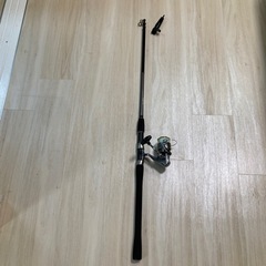 シーバス　ロッド&リール　先端に破損あり