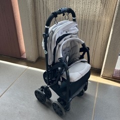 価格交渉可　コンビ　ホワイトレーベル　ベビーカー　上級モデルの画像