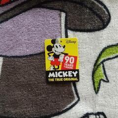 ディズニー90周年記念フェイスタオル。タグつき未使用品の画像