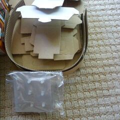 【受渡予定者決定】半額に値下げ　ダンボールで作るブルドーザーの画像