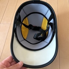 新品　男女兼用　自転車用ヘルメット　の画像