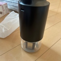 新品未使用　小型加湿器　ブラック　の画像