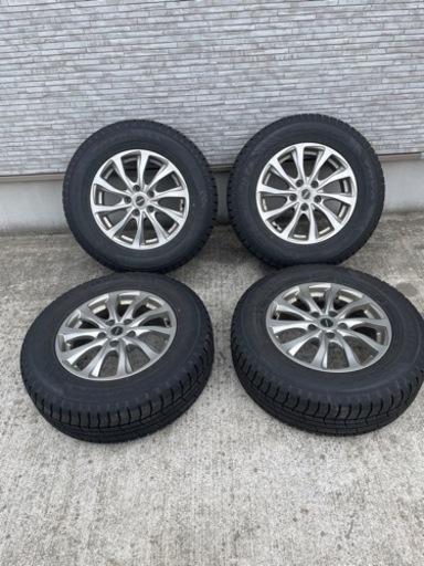 バリ山スタッドレスタイヤ　アルミホイール４本セット　215/70R16  TOYOウィンタートランパス