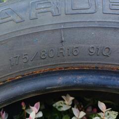 175/80R16  中古スタッドレスタイヤ　ジャンク扱いで　ジムニー等の画像