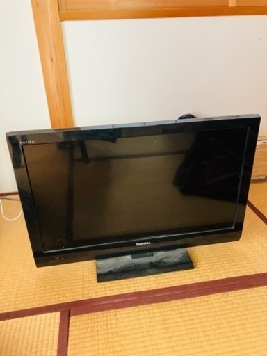 ３２インチの東芝製の液晶テレビです