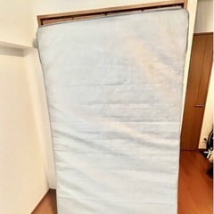 IKEA セミダブル マットレスの画像