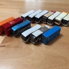 ポケットトミカ　バス