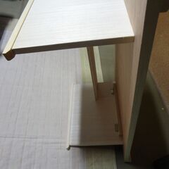 木製テーブル　軽量　ほぼ新品の画像