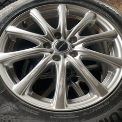 車のパーツ タイヤ、ホイールの画像