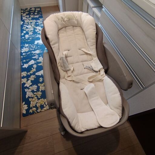 【交渉中!!】電動ハイローチェア☆アップリカ　ユラリズムオート