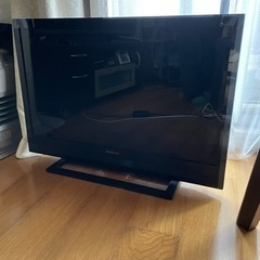 テレビ　32型　液晶テレビ