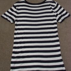 Gap レディース 白黒 ボーダー 半袖 Tシャツ （Lサイズ）お譲りします。の画像
