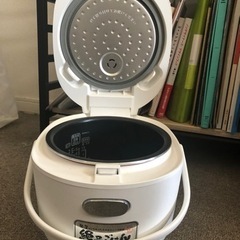 炊飯器の画像