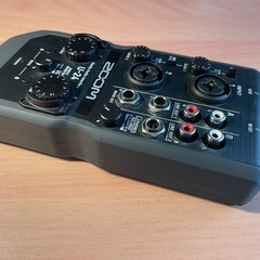 ZOOM U24の画像