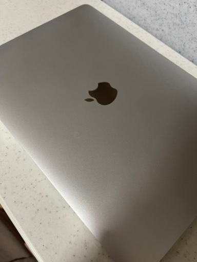 【ほとんど未使用】MacBook pro 2020
