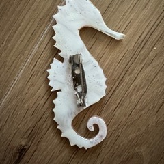 【あげます】タツノオトシゴのブローチの画像
