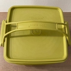 TUPPERWARE 4段ランチボックスの画像