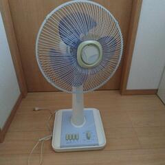  レトロなサンヨー扇風機