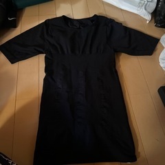 美品　加圧トレーニングシャツ　加圧シャツMサイズ　
