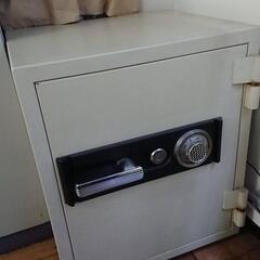 ★中小型　耐火金庫★