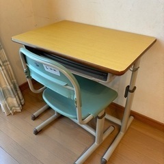 アイリスチトセ　学習机