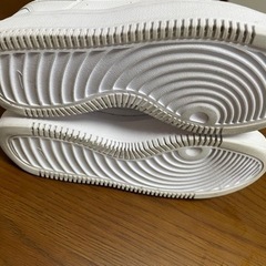 【決まりました！】NIKE ナイキ スニーカー/ US7 24cm 白  DM0113-100の画像