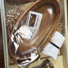 木製皿ペッパーミル。の画像