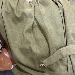 小窓用カーテンの画像