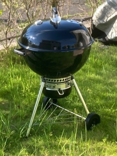 Weber(ウェーバー)バーベキューグリル57cm Premium Charcoal Grill (灰受鍋付)