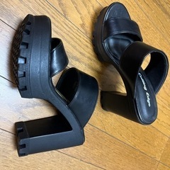 ミュール　サンダルの画像