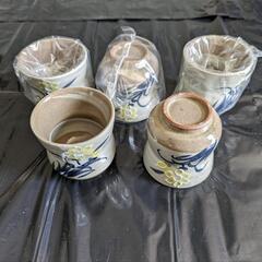 湯呑み 5客揃 渋色花柄