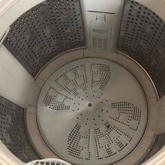 HITACHI  洗濯機　2017年製の画像