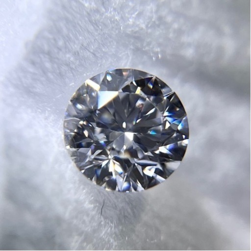 0.5ct Dカラー VS2 idealカット 天然ダイヤモンド