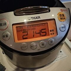 タイガー　炊飯器　jkta-100の画像