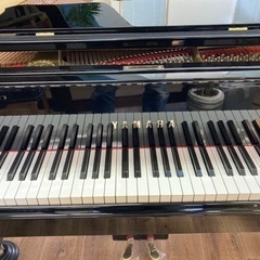 YAMAHA グランドピアノG5E 1980年全弦をドイツ製レスローに交換しました。の画像