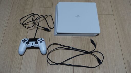 美品 SONY PS4 プレイステーション４ 白 ホワイト CUH-2200A B02 500GB