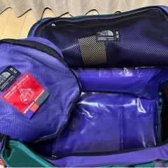 ノースフェイスボストンバックの画像