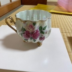 ティーカップ3客1セットの画像