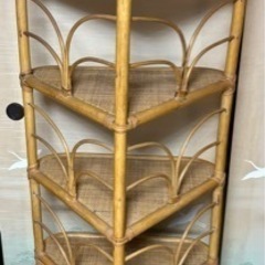 レア 藤 ラタン 三角形 棚 4段 収納扉付き アジアン 昭和レトロ