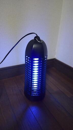 未使用　電撃殺虫器 6W 電撃誘虫灯 殺虫器 殺虫機 屋内用 殺虫灯 虫取り 電撃 電気 ショック  VS-GK006