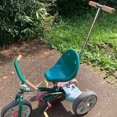 自転車 三輪車の画像