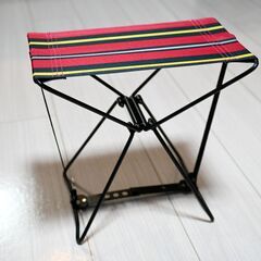 【受付終了】ミニ折り畳みチェア/持ち運びに超便利なミニサイズの折...